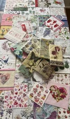 ペーパーナプキンまとめ売り！可愛い多様なデザイン ❤︎.*