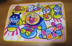 ［新品未使用］アンパンマン 膝掛け毛布 ブランケット　70×100cm