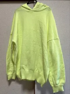 新品☆アンティカ　ビッグニットパーカー　イエロー