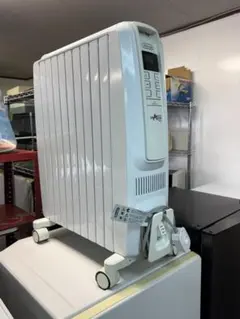 美品・動作確認済】デロンギ オイルヒーター QSD0915-WH 1500W - メルカリ