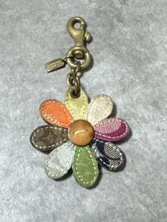 COACH コーチ バッグチャーム デイジー フラワー 花 ピンク
