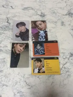 ジョンホ ATEEZ トレカ