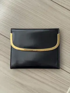 GUCCI 二つ折り財布 ブラック ゴールド金具