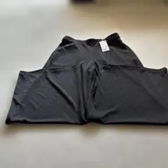 新品未使用womanクレープジャージーストレートパンツ黒