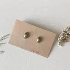 再販5【no.42】マットなゴールドメタルの小さなシンプルイヤリングハンドメイド