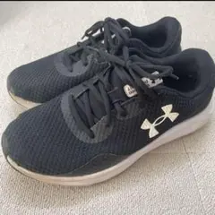 Under Armour ランニングシューズ ブラック