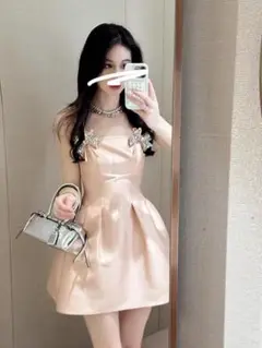 シンプルノースリーブワンピース✨夏秋パーティーに最適
