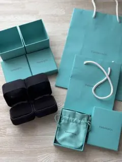 Tiffany NY 本店 紙袋&チャーム - メルカリ