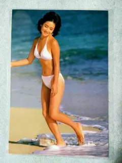 岡田有希子 ：切り抜き・ラミネート３枚／A４サイズのサムネイル