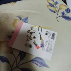 ピアス、キーホルダー