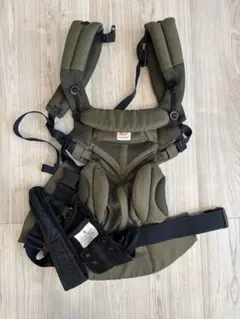OMNI360 クールエアー ergobaby 抱っこ紐 カーキ　おまけカバー付