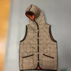 チェック柄フード付きキルティングベスト