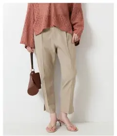 【Spick and Span 】リネンライクテーパードパンツ　ベージュ40