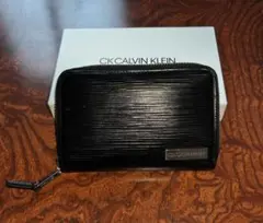 美品 シーケーカルバンクライン 二つ折り財布 ブラック/黒のサムネイル