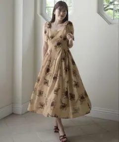 Her lip to Sunflower-Printed Midi Dressのサムネイル