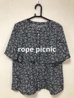 ROPE PICNIC ロペピクニック　黒系花柄 半袖トップス フリル　ケープ