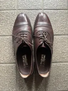 Salvatore Ferragamo ストレートチップ 革靴