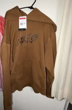 NIKE ナイキブラウンパーカー　新品未使用