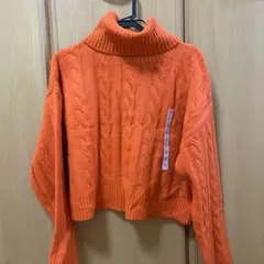 GU オレンジ ケーブル編み タートルネック セーター M