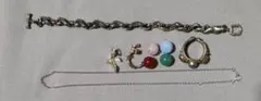 シルバーブレスレットとシルバーアクセサリー１１点と天然石４点セット