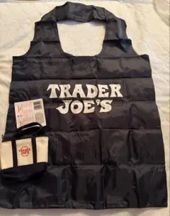 新品Trader Joe's トレーダージョーズキャンバスポーチとナイロントートのサムネイル
