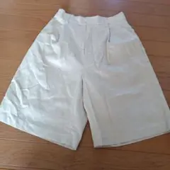 ベージュ スウェード調ショートパンツＦ 未使用