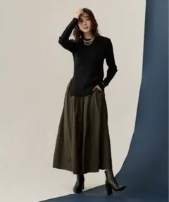 【美品】ur's サイドスリット リブ トップス ブラックのサムネイル