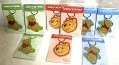 Disney ディズニー　くまのプーさん　キーホルダー　1個792円　９個セット