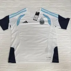 アルゼンチン代表 2026 貴重３点セット Tiro26 pro アルゼンチン代表 2026 貴重3点セット Tiro26 pro - メルカリ