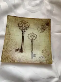 鍵柄ガラストレイ　アクセサリートレイ　新品