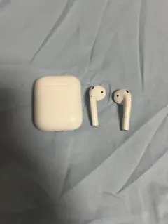 Apple AirPods 左右セット 正規品※本日で停止予定 - メルカリ