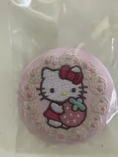 サンリオキャラクターズ 刺繍缶バッジビスケット4 キティ
