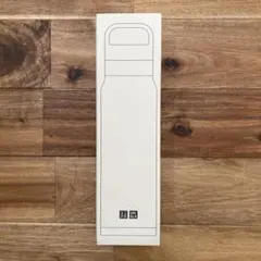 ユニクロ感謝祭　炭酸対応ステンレスボトル　オフホワイト