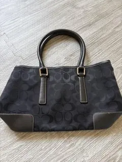 Coach ロゴ入り ブラック ハンドバッグ