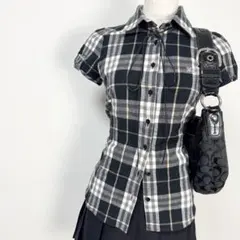 Y2K❤️ BURBERRY BLUE LABEL チェック柄 パフスリーブシャツのサムネイル