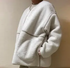 235決算セールムートンショートコート　フリーサイズ　エクリュ送料無料