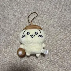ちいかわ　どんぐり帽子マスコット　うさぎ