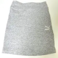 【極美品】プーマ CLASSICS リブ ミニスカート　S 杢ライトグレー