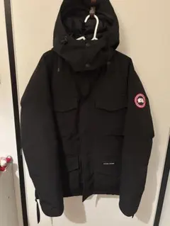 カナダグース ダウンジャケット