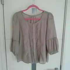 ロペピクニックのブラウス