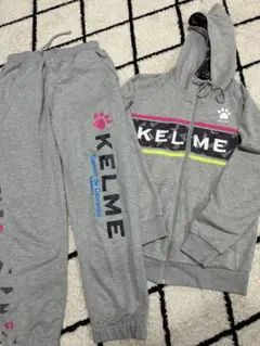 KELME フード付きジャケットとパンツセット グレー