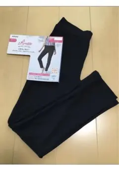 スキニーパンツ　カジュアルパンツ　M