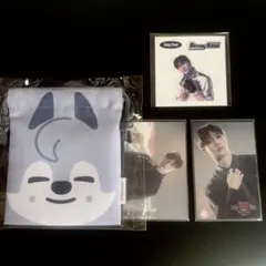スキズ くじ D賞 skzoo 巾着 ポーチ デコステッカー バンチャン 4点