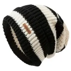 ニット帽　ビーニーハット　グレー&ホワイトのボーダー　エンボス加工　新品未使用品