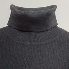 Sサイズ　黒　洗えるウールリブタートルネックセーター