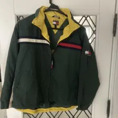 Tommy Hilfiger グリーンナイロンジャケット　フード付き