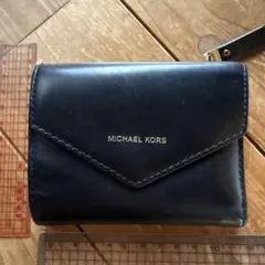 MICHAEL KORS 三つ折り財布