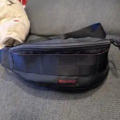 BRIEFING ブラック ボディバッグ