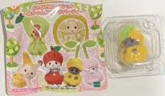 シルバニアファミリー 赤ちゃんフルーツパーティー ペルシャネコの小さい赤ちゃん