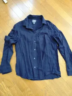 H&M ボタンアップシャツ